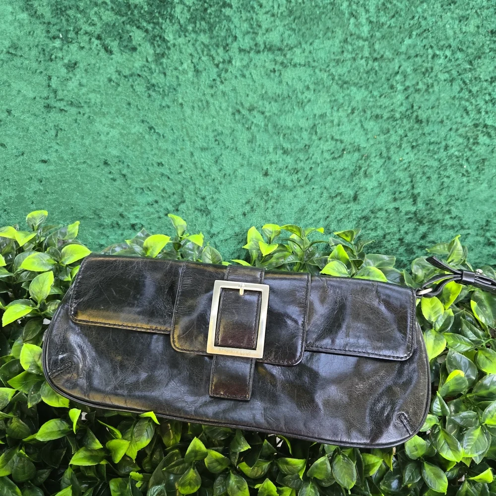 Kenneth Cole Reaction Black Leather Cosmetic Clutch 395